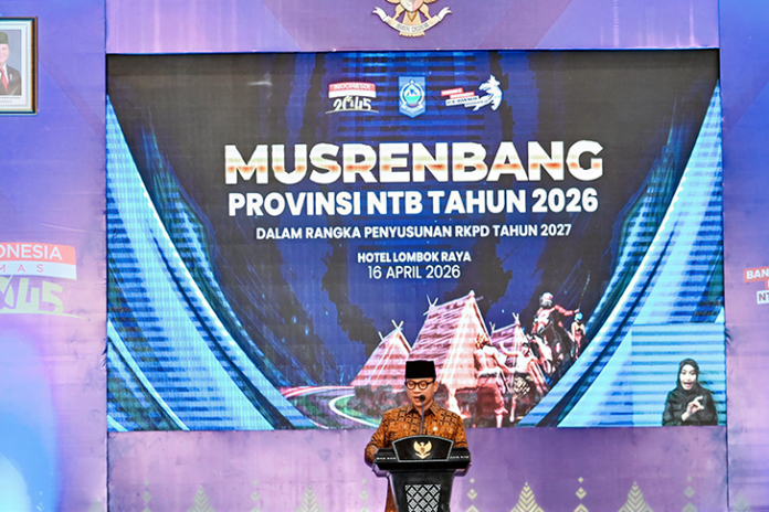 ComfyUI-upscaled_00001_ (4) Menteri Desa dan Pembangunan Daerah Tertinggal, Yandri Susanto desa ntb