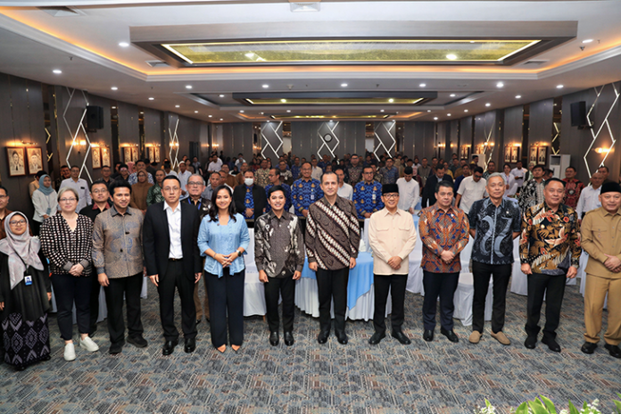 Menteri Desa dan Pembangunan Daerah Tertinggal, Yandri Susanto desa csr