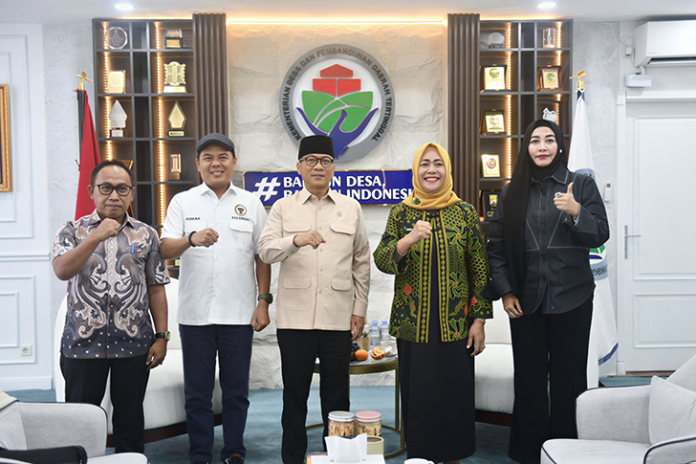 Menteri Desa dan Pembangunan Daerah Tertinggal, Mendes PDT, Yandri Susanto, desa tematik majene