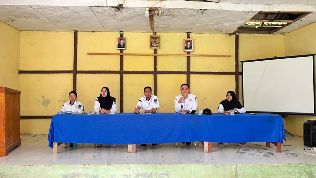 HUT RI